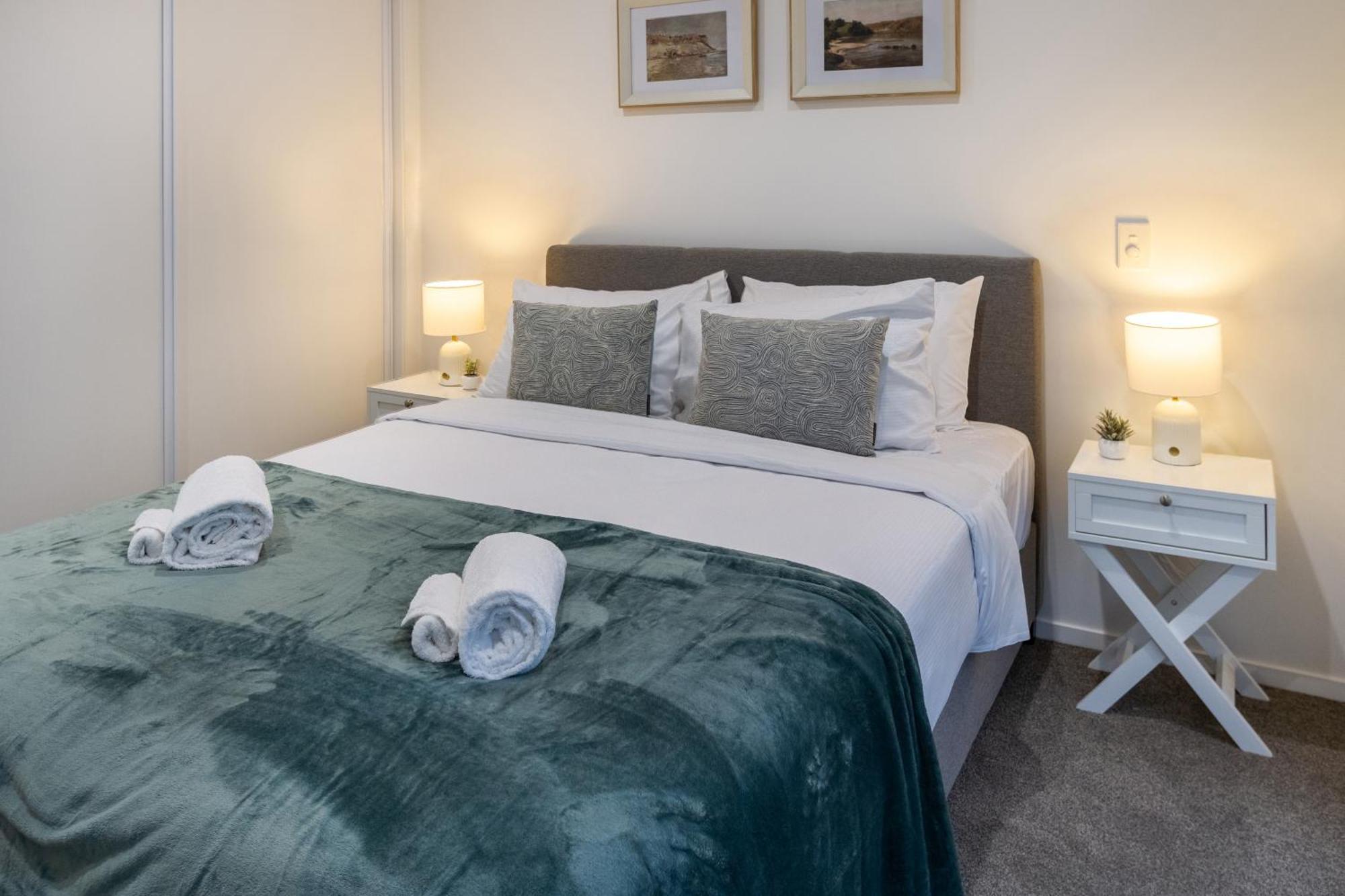 Urban Retreat: 2-Br Gem In Central Christchurch Apartman Kültér fotó