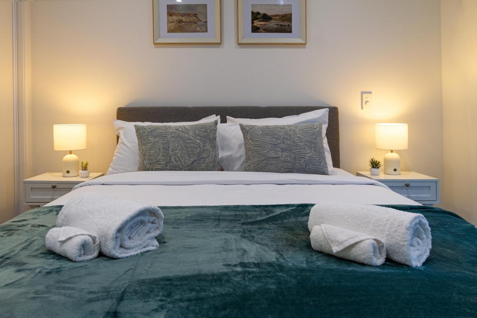 Urban Retreat: 2-Br Gem In Central Christchurch Apartman Kültér fotó